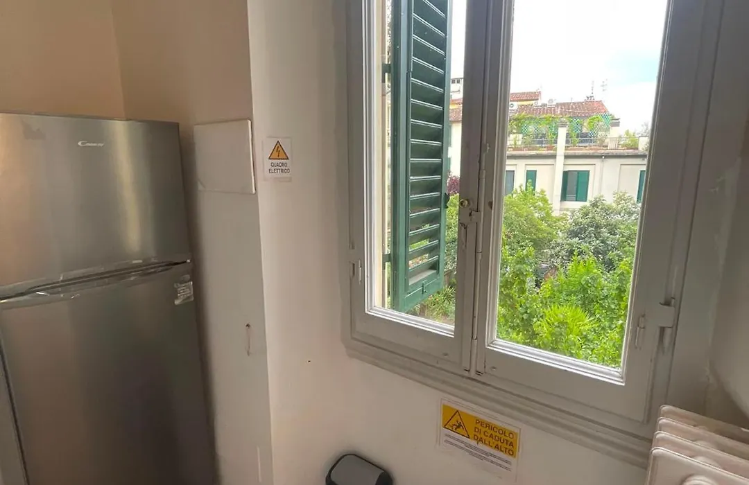 Comfy Apartment Near Fortezza Da Basso-1